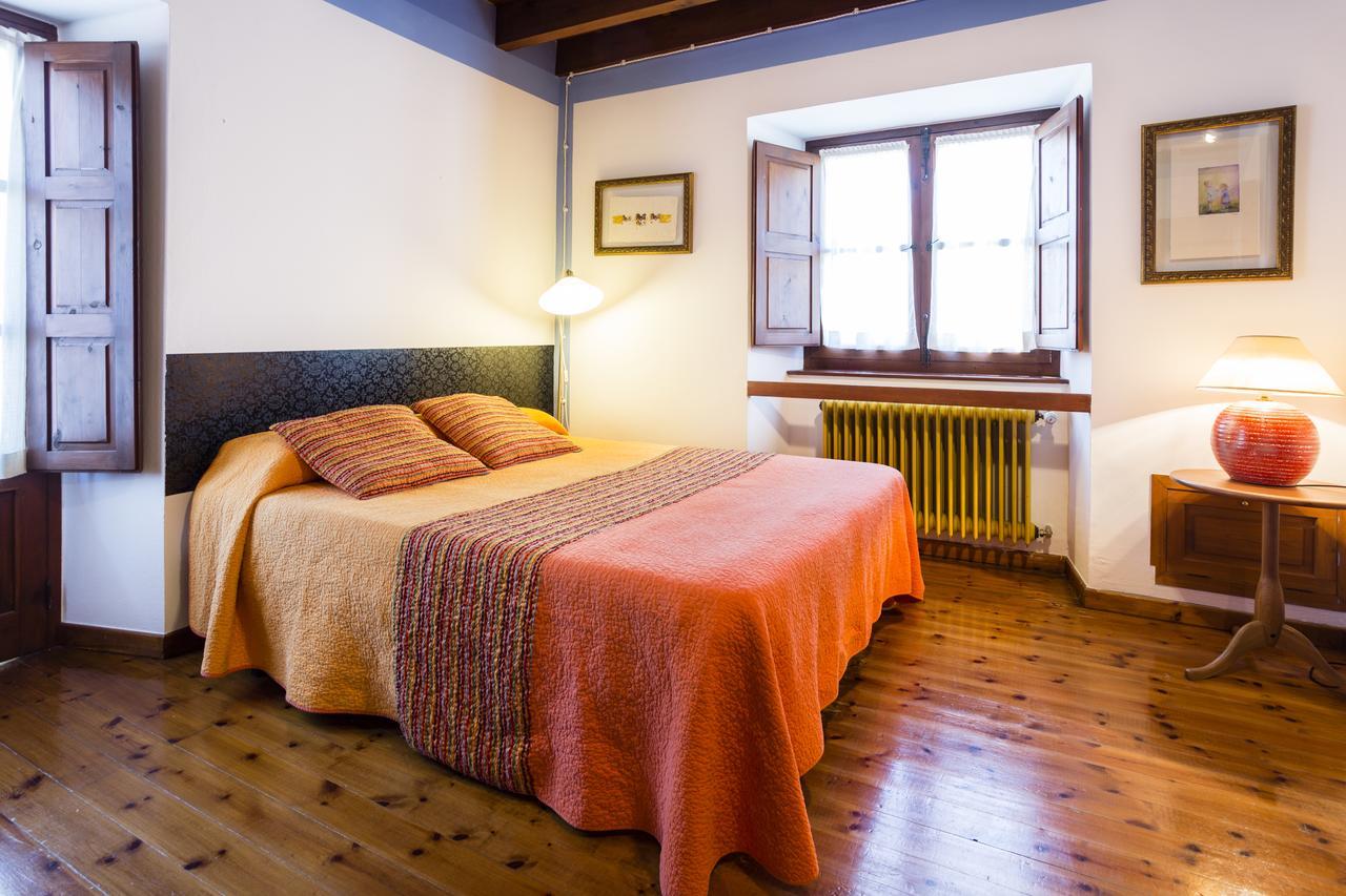 Apartamentos La Casona De Vidiago Экстерьер фото